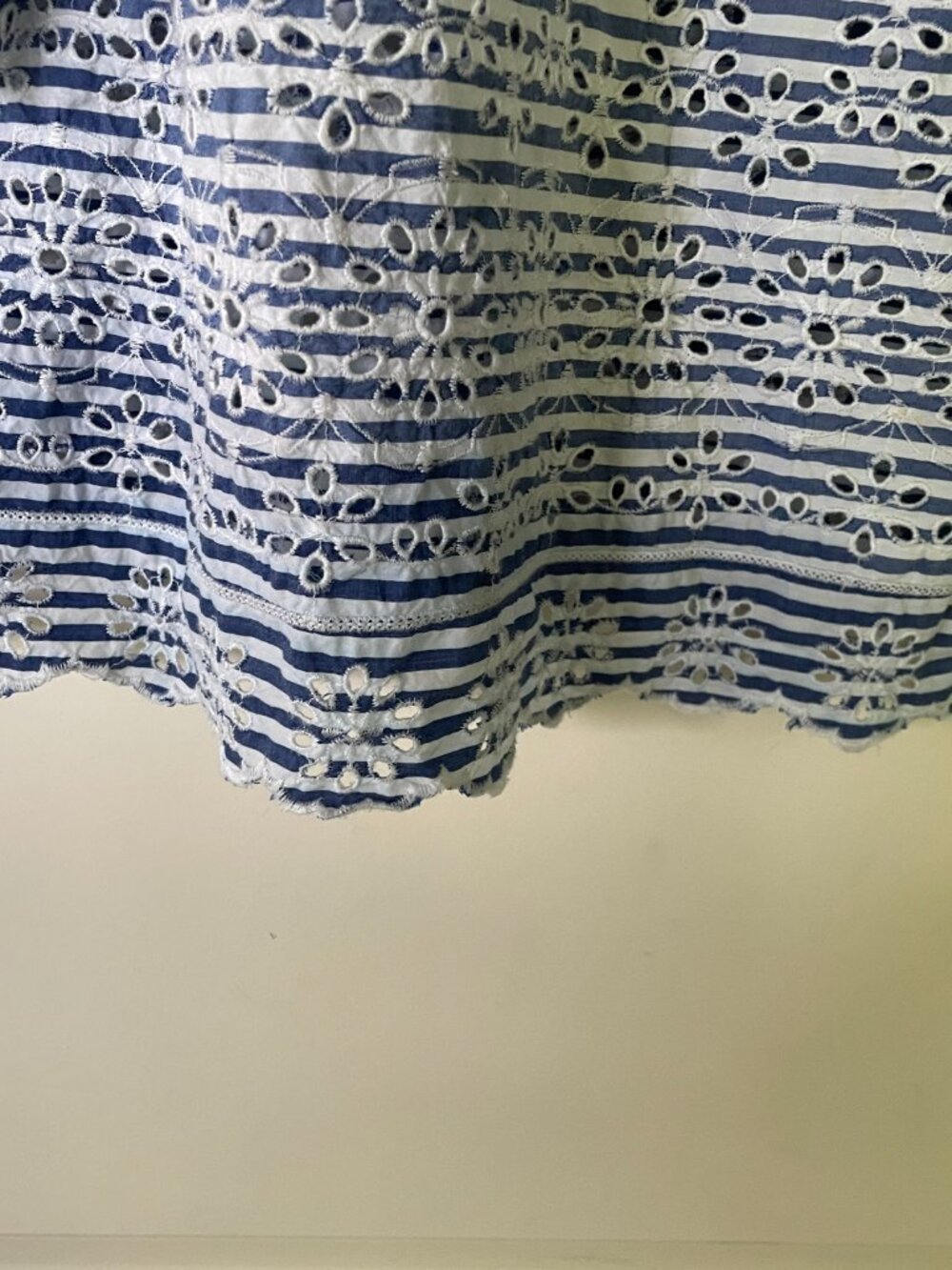 GAP Blue/white striped eyelet blouse - Picture 3 of 5